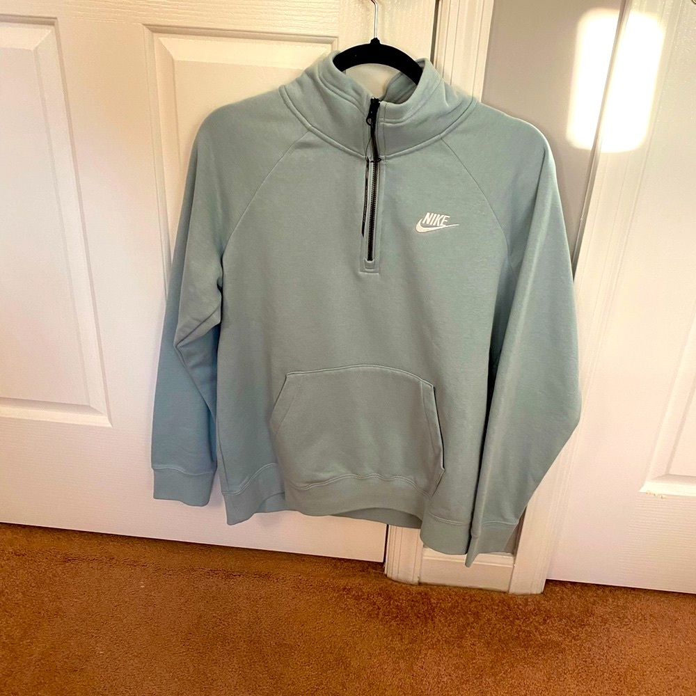 Nike 1/2 zip sweatshirt - NWT - Medium